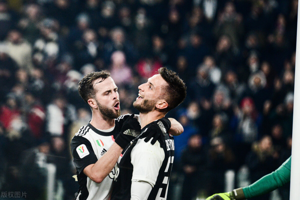 会身披巴萨 会身披巴萨