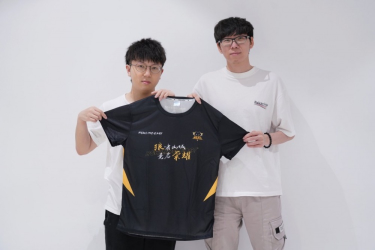 了一批年轻 了一批年轻